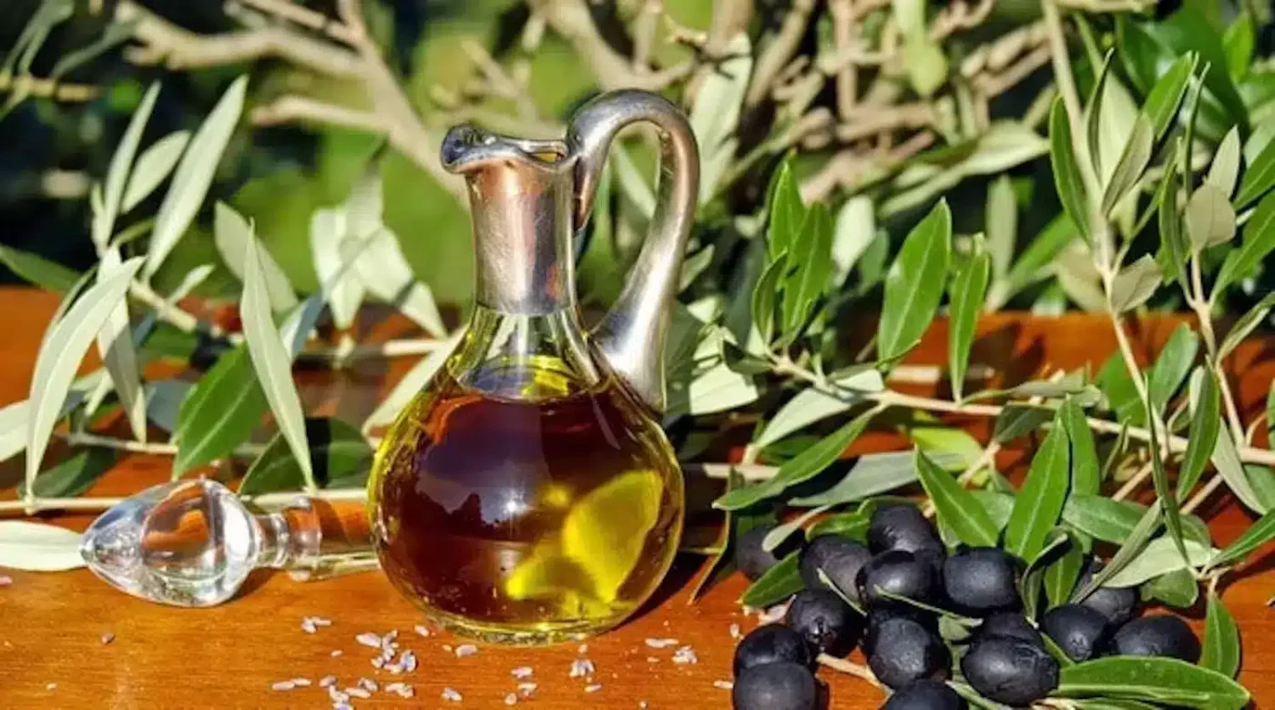 Aceite de oliva virgen extra Baja el colesterol y protege el corazón