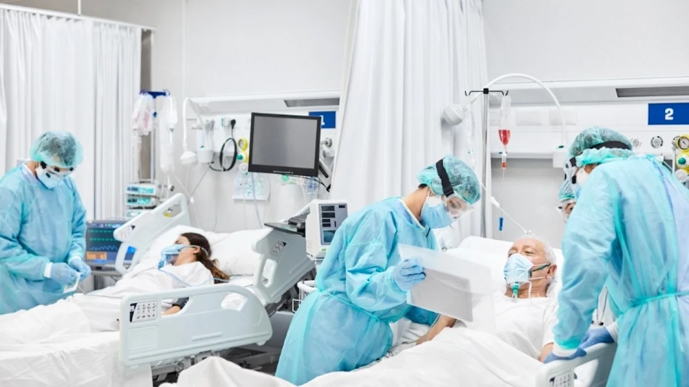 Fórmula de nutrición enriquecida con aceite virgen extra para pacientes críticos